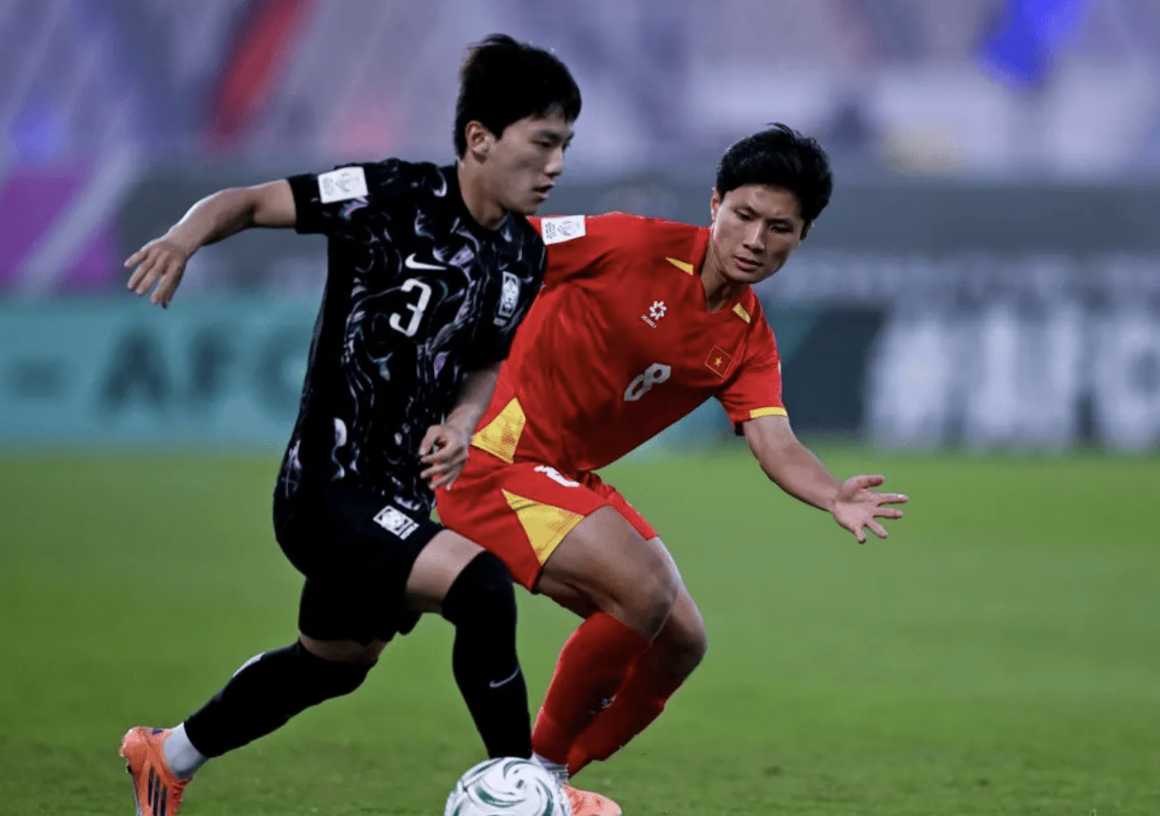 脸都不要了？韩国队遭韩乔生看轻：战术差+防守不如国足 不复当年